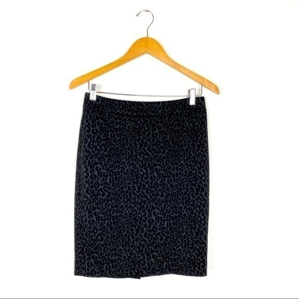 Ann Taylor Loft Gray Black Animal Print Skirt Size 4